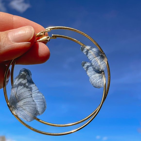 🆕🦋Butterfly Wings Hoop Earrings - Picture 1 of 14